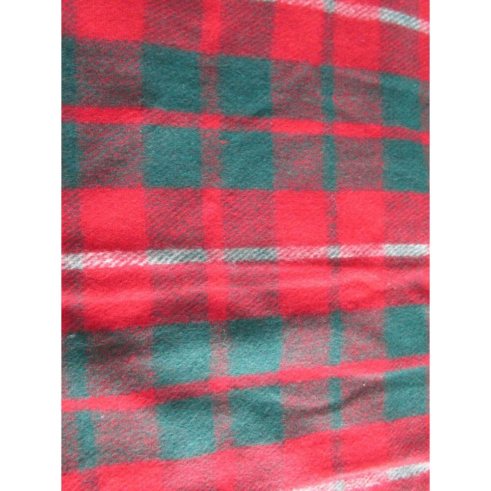 Vintage Tartan Wool Blend Cozy Christmas Tree Skirt Green Red Plaid GUC - Picture 7 of 11